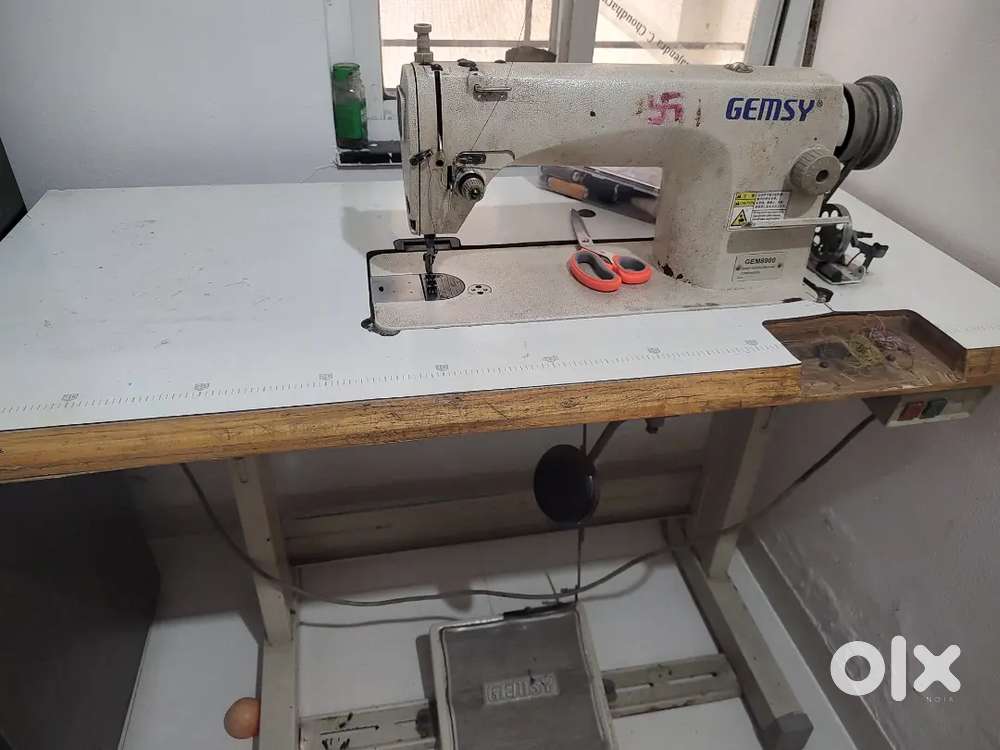 Stitching machine automatic