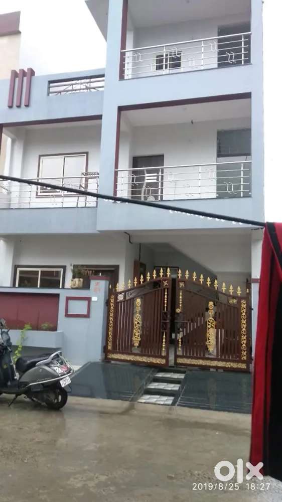 1RK for job prfessional or small family.