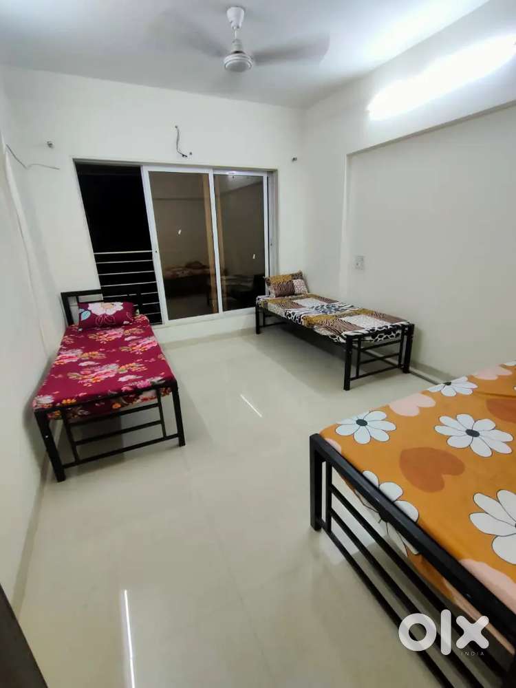 Fenale pg andheri metro station 2 min walking post office