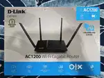 DLink Dir 825