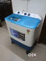 Used Semi automatic washing one year old for  sale