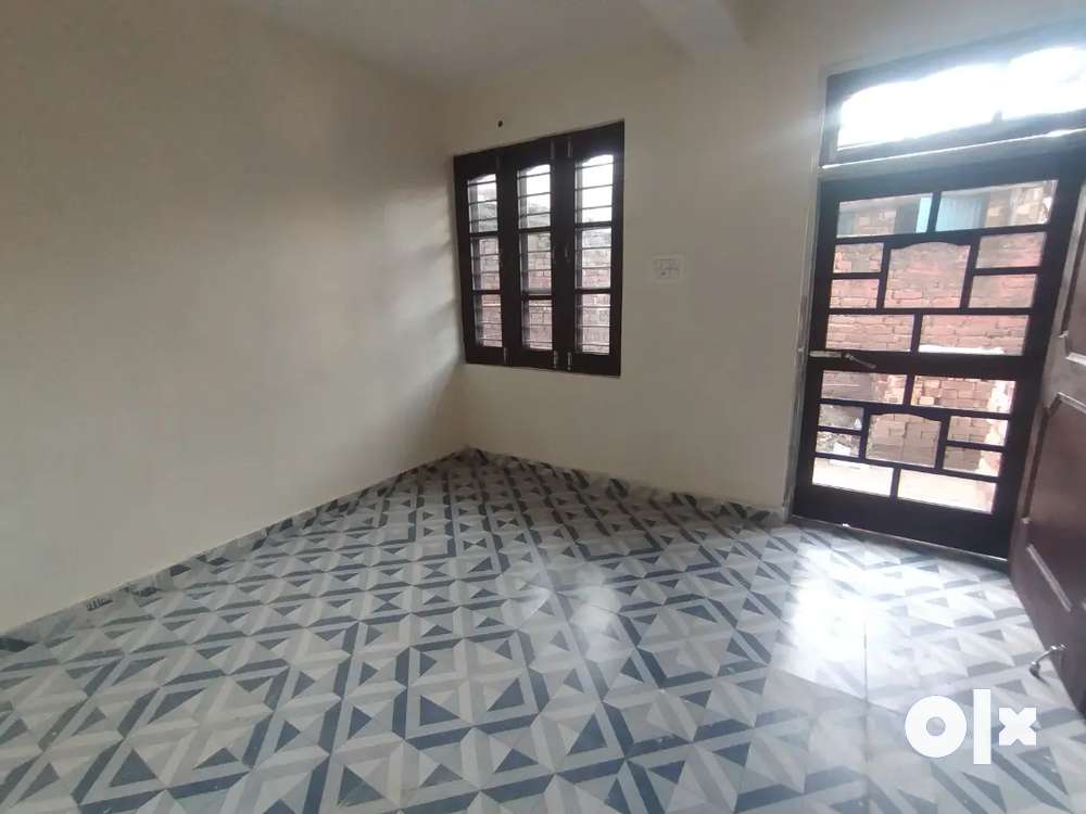 Room for rent 2 room set with attached kichan bathroom