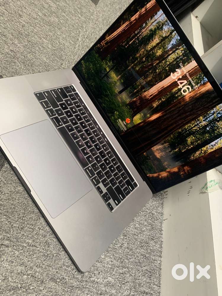 Macbook pro A2141/16inch/2019/Core i9/32GB RAM/512GB SSD/5.5GB/Warrant