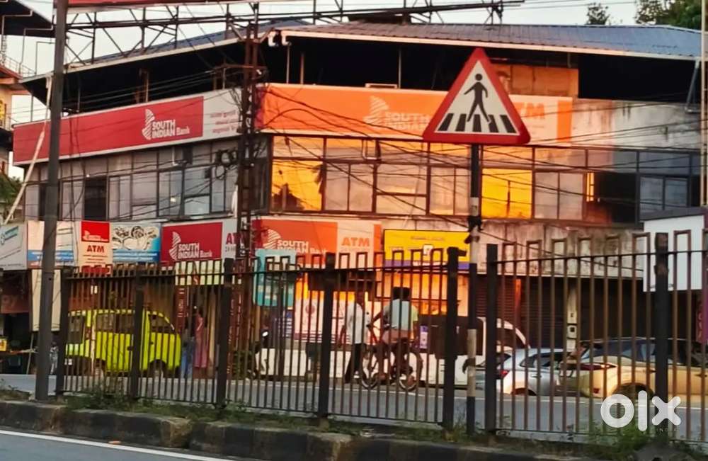 Commercial Space for Rent – Prime Location (Angamaly Town)