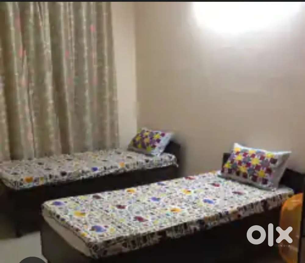 Uttam Nagar West nearby metro