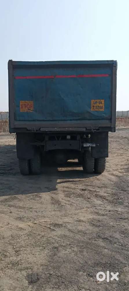 Tata 12 chacka tiper