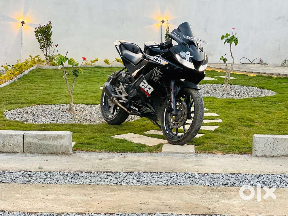 Yamaha R15