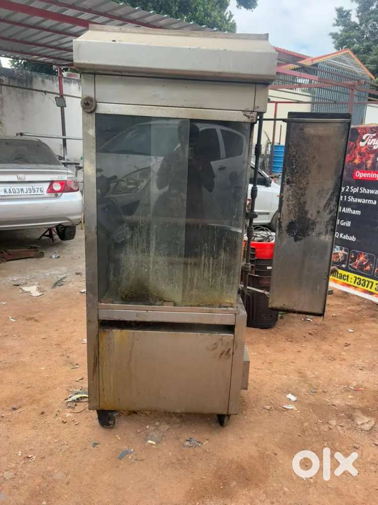 Iam selling my hotel equipment chicken grill shawarma Chinese stove