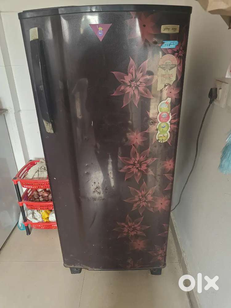 Fridge urgent sell