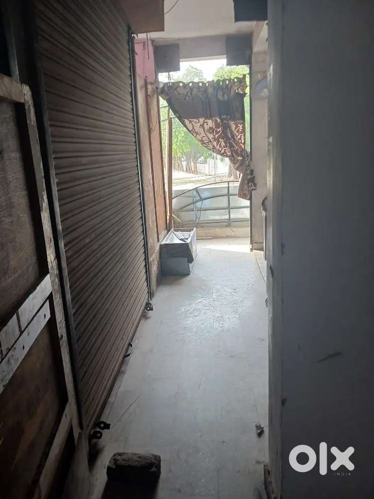 Commercial Shops