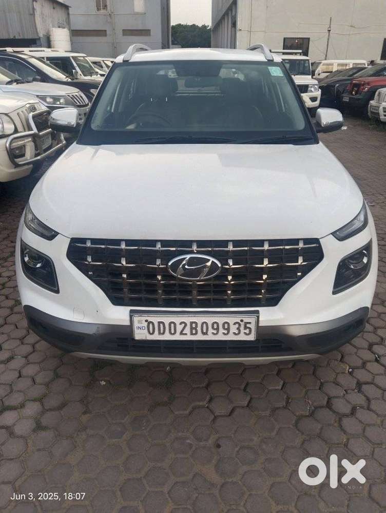 Hyundai Venue, 2021, Petrol