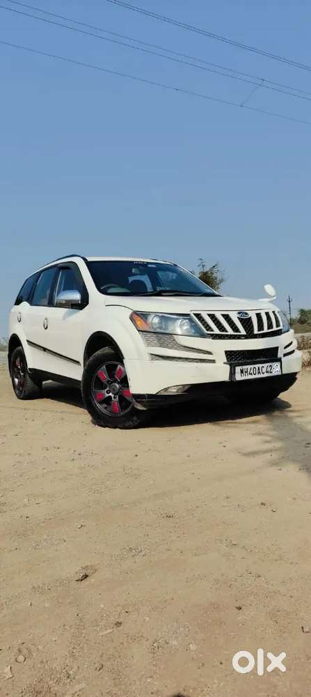 Mahindra XUV500 2014
