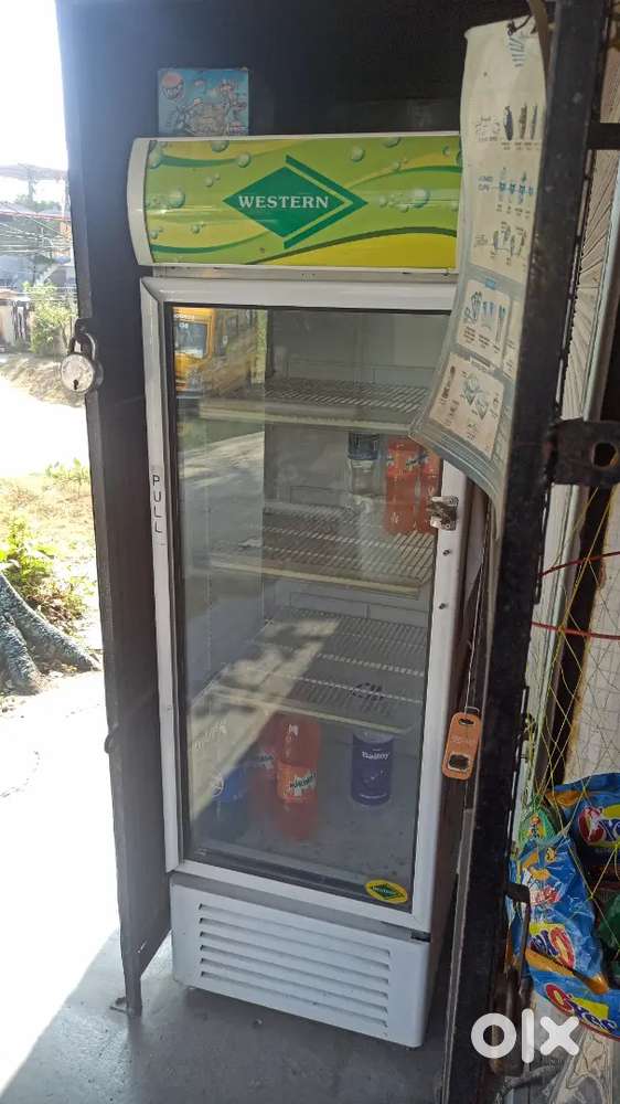 Cold drink fridge