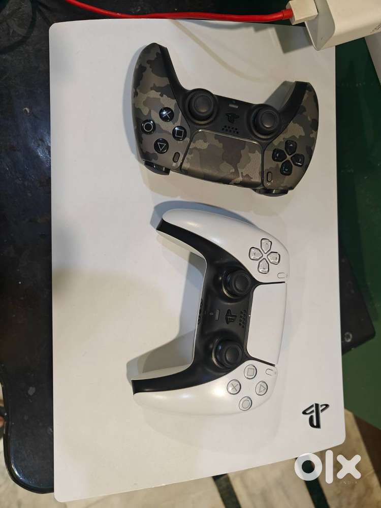 PS5 White colour