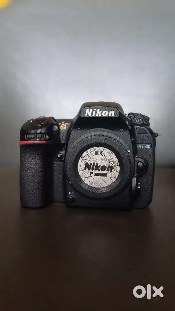 NIKON D7500 [ONLY BODY]