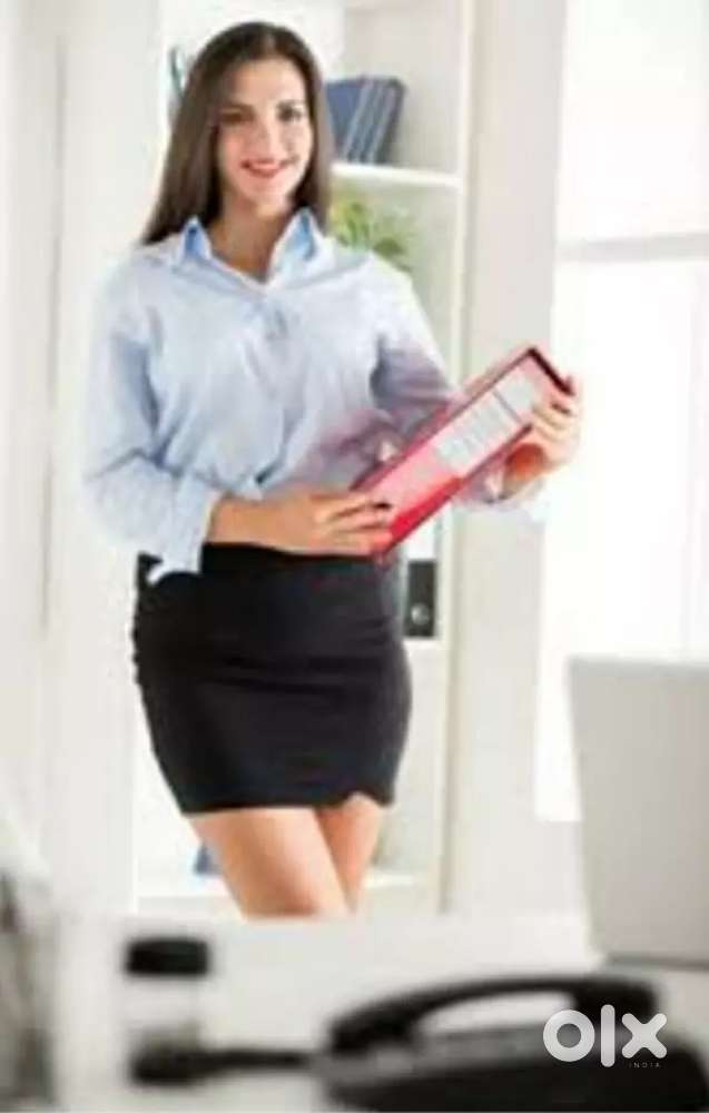 FEMALE PERSONAL SECRETARY