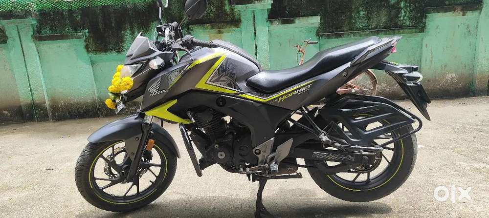 Honda Hornet CB 160  Excellent Condition  Insurance + PUC Valid