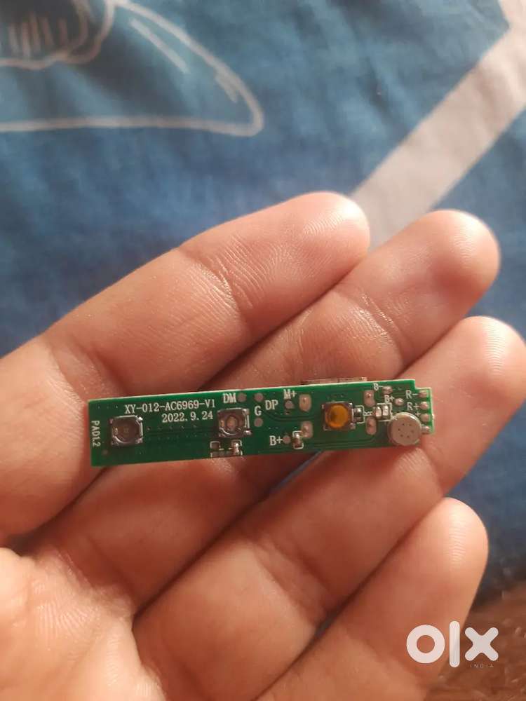 &gt; Bluetooth Audio Board XY-012-AC6969-V1 with Mic & Charging Port