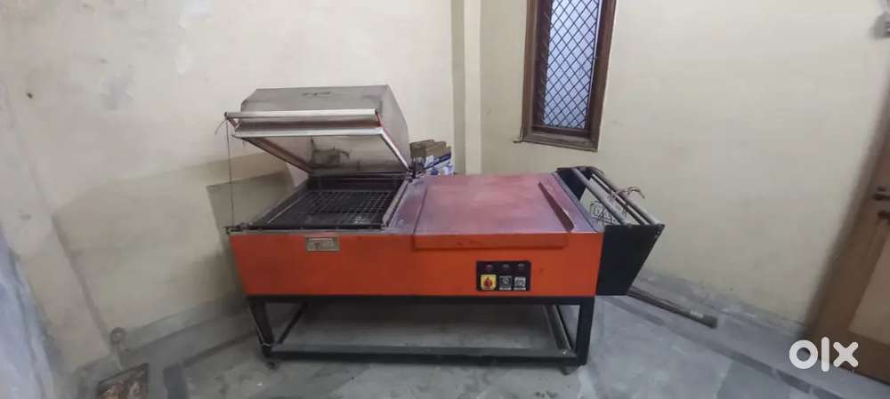 Matal box par polathin sink karne wali machin