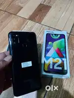 Sumsung galaxy m21 iphone jaisa camera phone kabhi open nahi hua hai