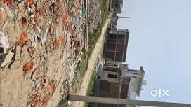 इंद्रानगर मे गुप्ता सोसाइटी से लगा हुआ प्लाट ले RCC रोड पे प्राइम loc