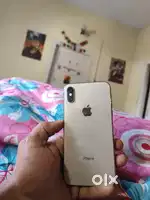 iPhone xs battery health 79%