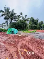 ബത്തേരി ടൗണിൽ നിന്ന് 1km ദൂരത്തിൽ 8 സെന്റ് സ്ഥലം വില്പനക്ക്