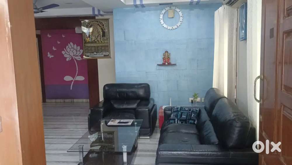 Beautiful Specious flat,,