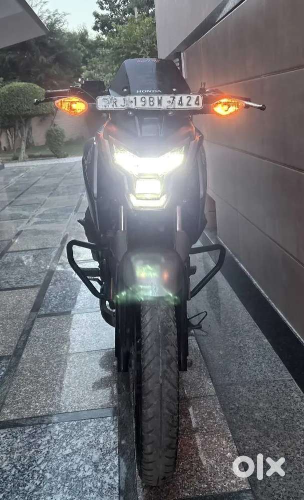 Well maintained bike. With all service done.