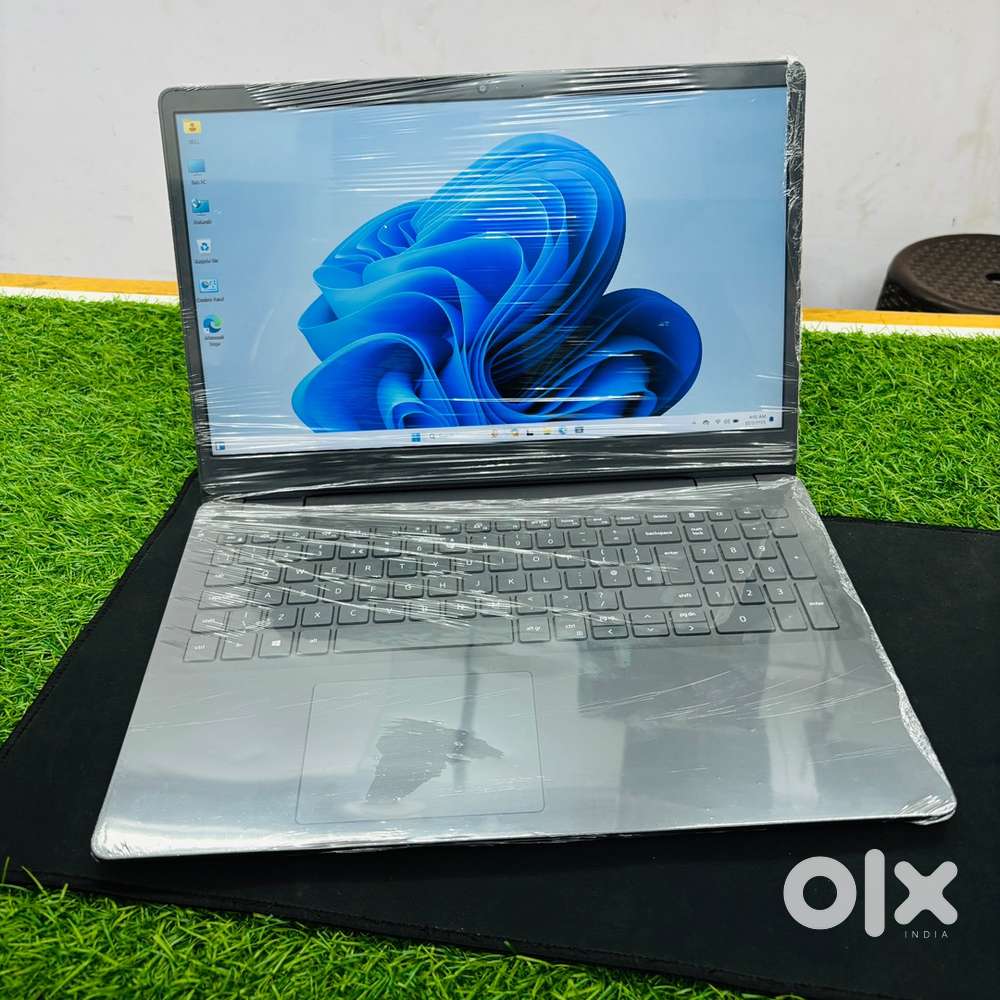 DeLL I5 -11Th generation 11 Windows 8Gb Ram 256 gb ssd