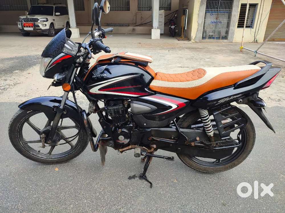 HONDA CB SHINE, Bs 4, Single Owner Used