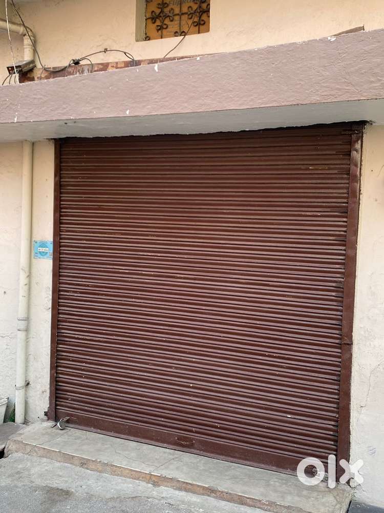 All used shop office