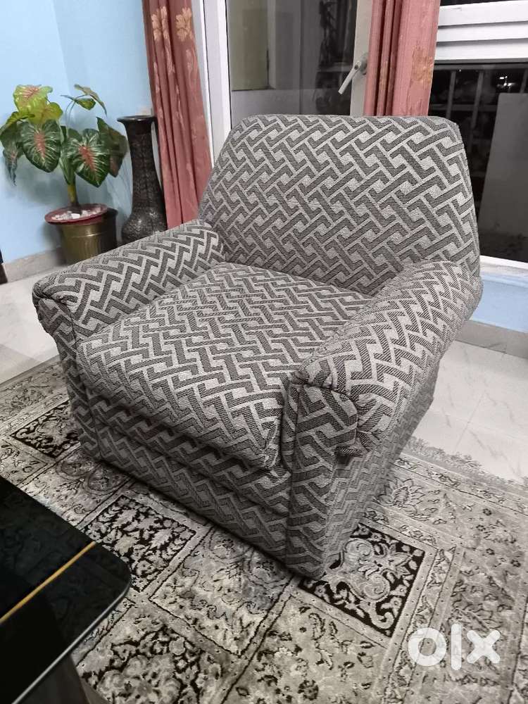 3+1+1 sofa