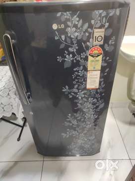 Selling of good condition  LG Refrigirator 215 litres