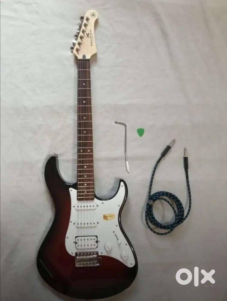Yamaha Electric Guitar