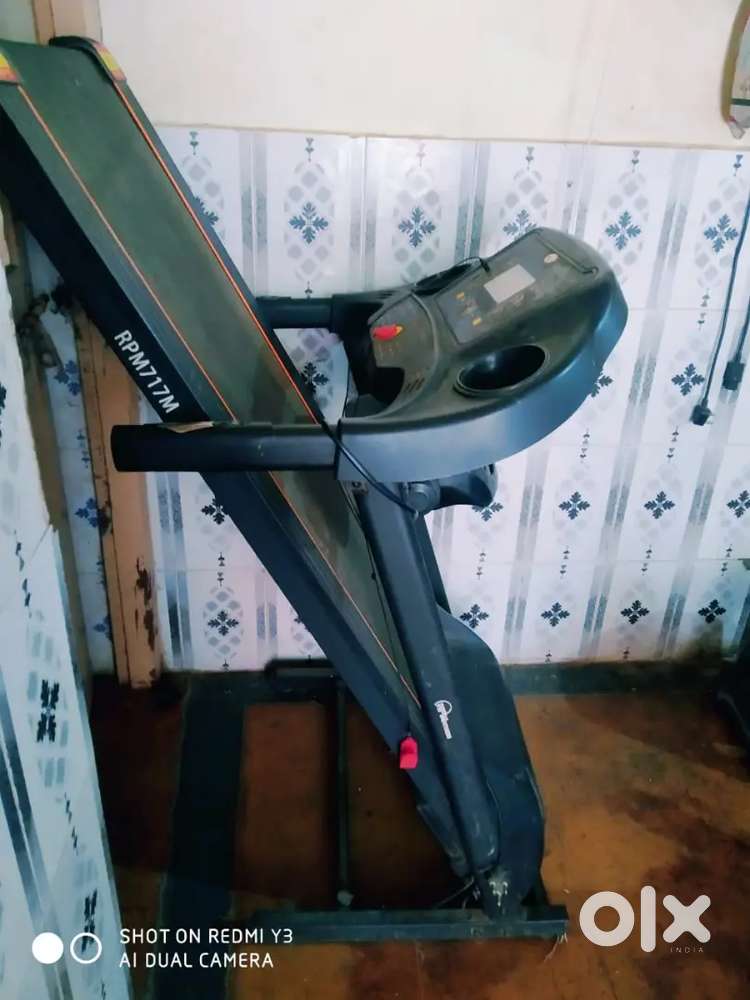Treadmill   brand : RPM717M