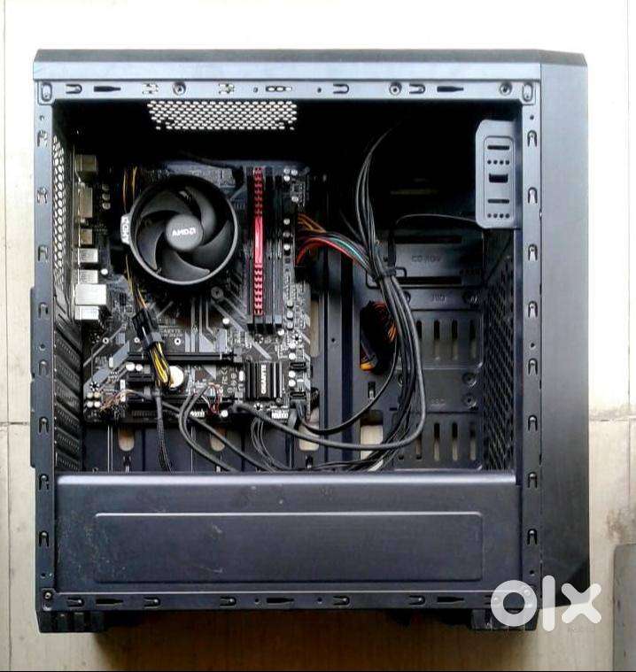 AMD Ryzen 3 2200G with Radeon Vega 8 Graphics CPU.Price Strictly Fixed