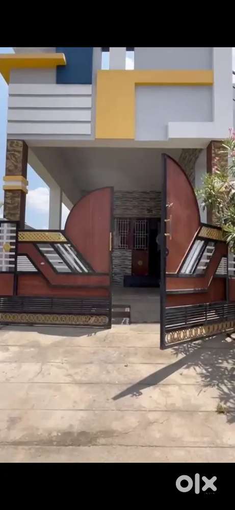 Girls pg with or without food