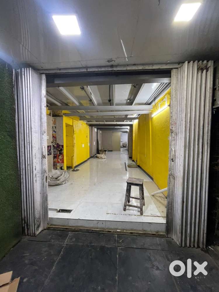 SHOP / OFFICE SPACE FOR RENT