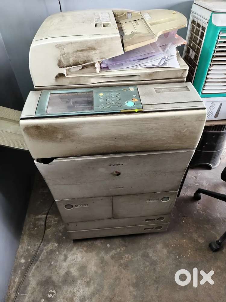 Canon Xerox Machine IR 5075