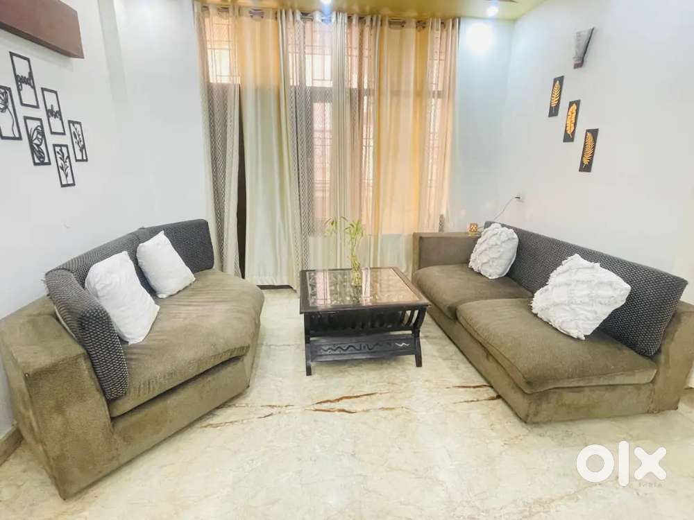 Second hand six seater sofa for sale