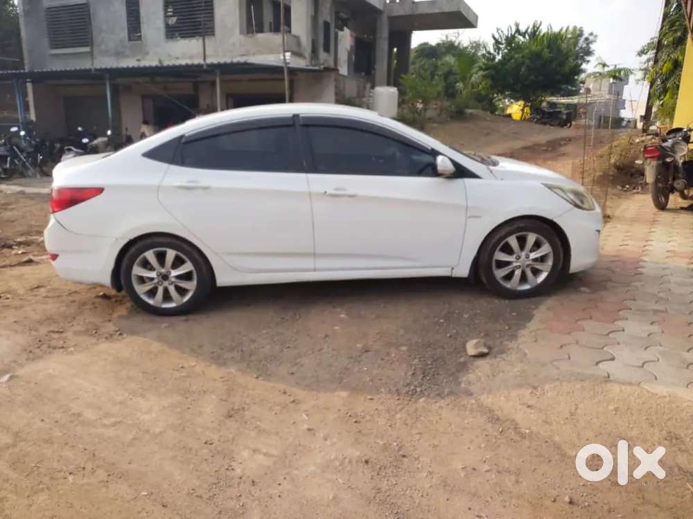 Hyundai Verna 2012 LPG 80000 Km Driven