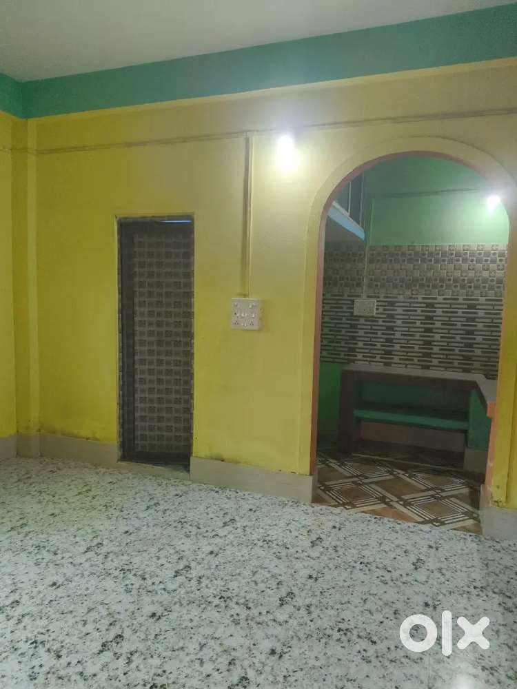Single room rent for small family
