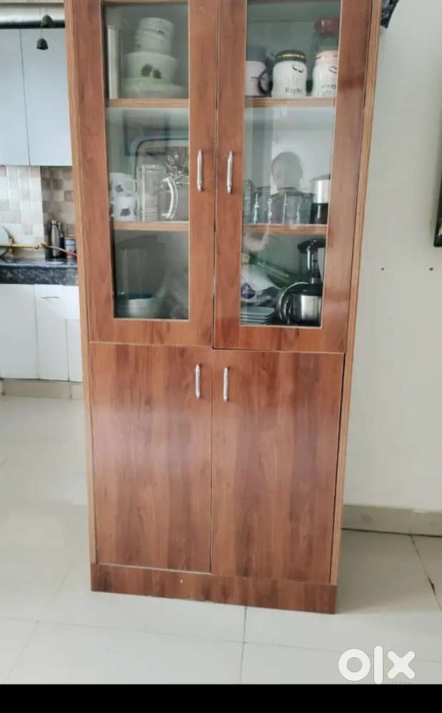 Crockery cabinet Almira