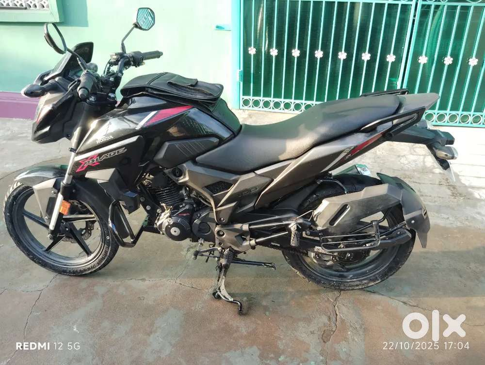* Honda X Blade *