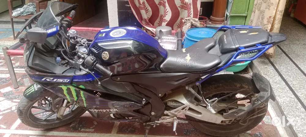 Yamaha R15M monster energy edition