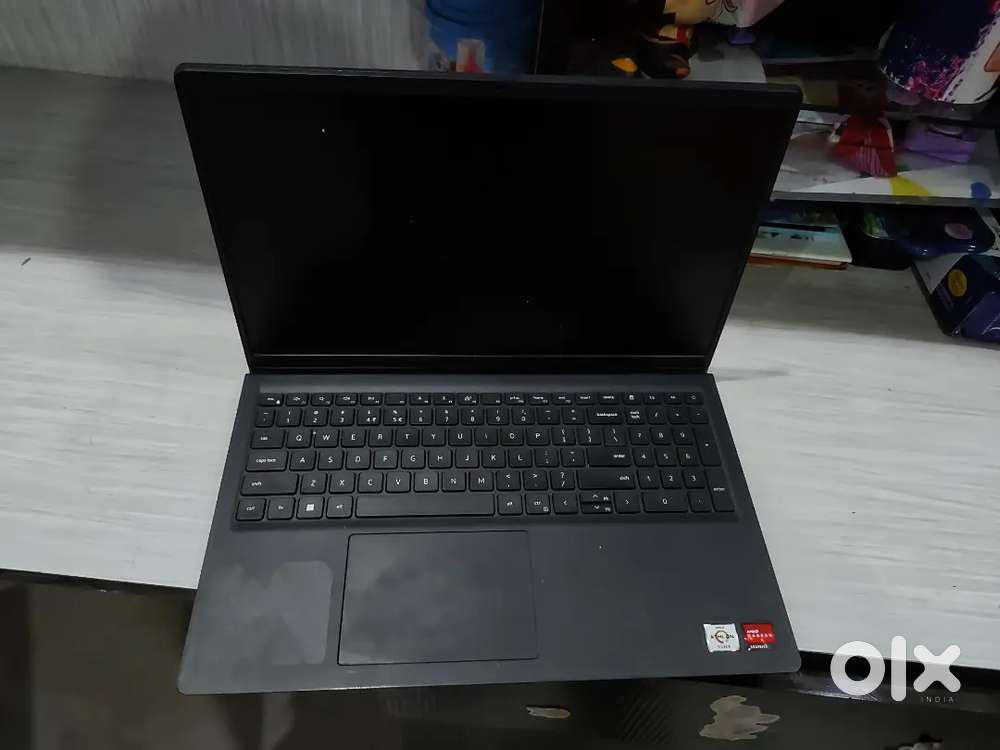 Dell Inspiron 3530 Laptop 15.6 inch with charger