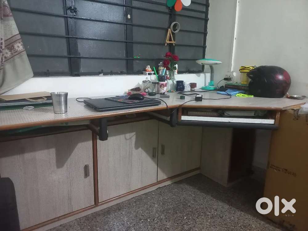 Table + Storage + Keyboard