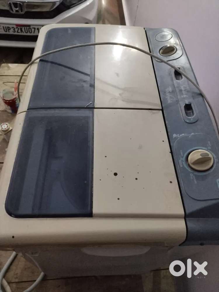 Whirlpool semi automatic washing machine 7kg