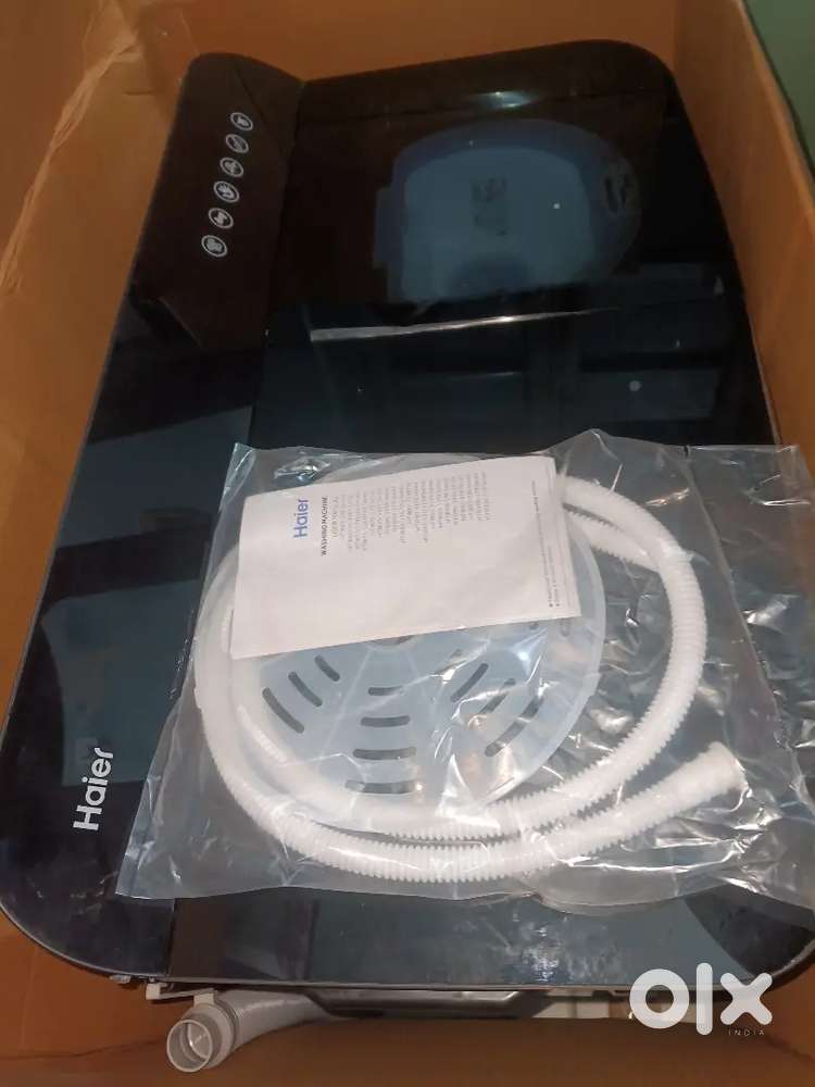Unopened 10kg Semi Automatic Washing Machine (Black)